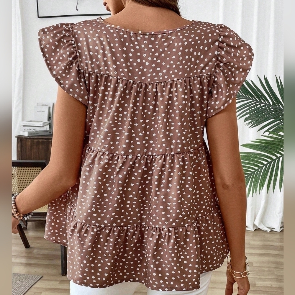 Round Neck Pleated Floral Print Vacation Shirt With Flare Sleeves - Picture 4 of 5
